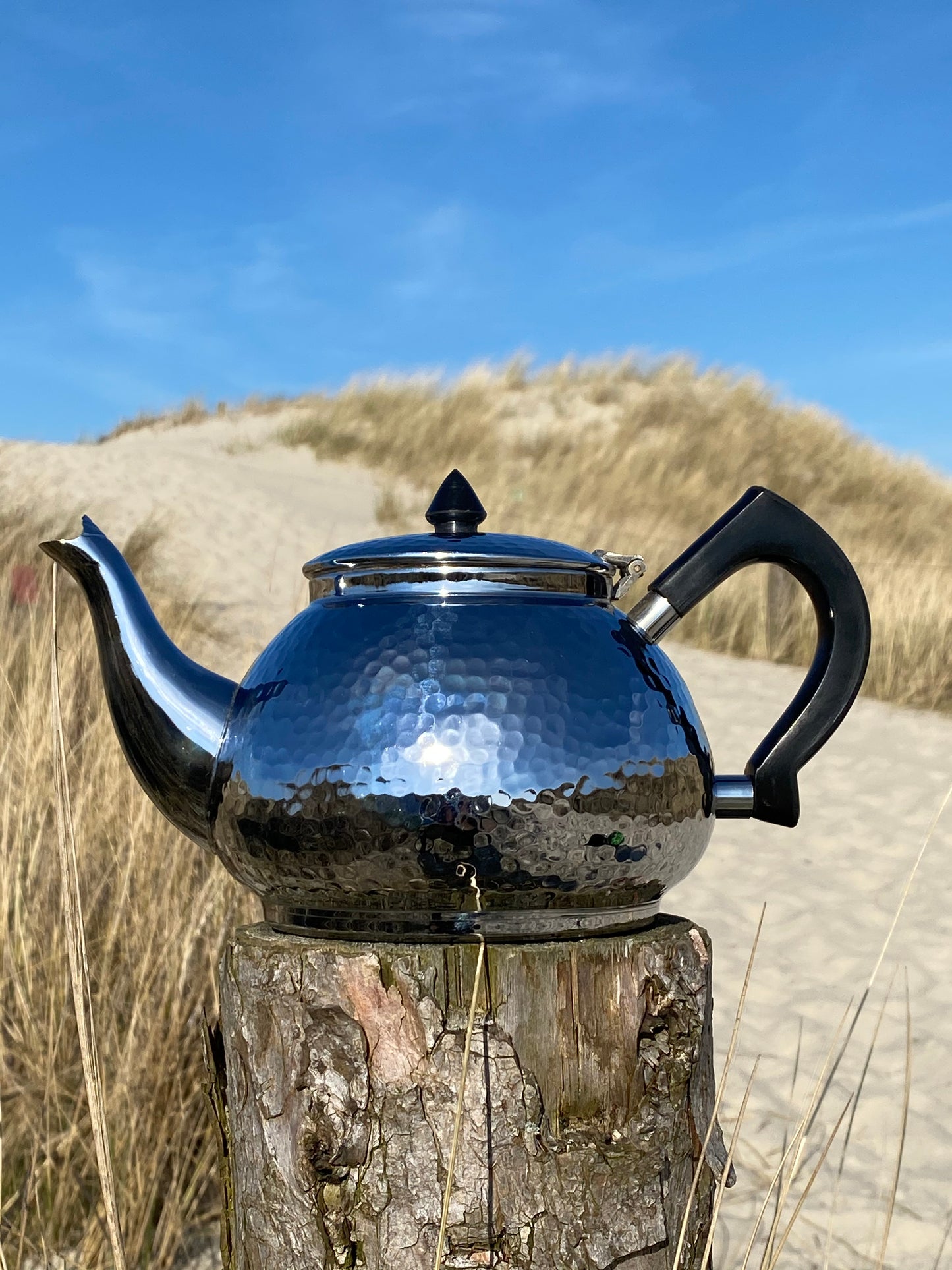 Ostfriesische Teekanne gehämmert